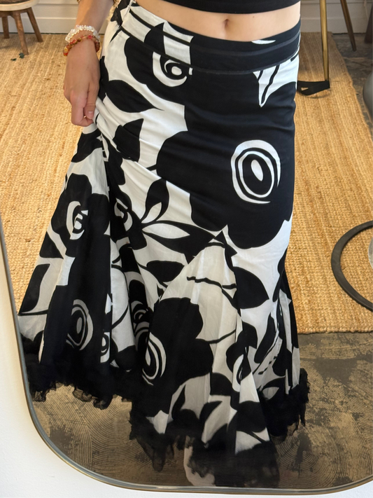 MAXI RUFFLED SKIRT