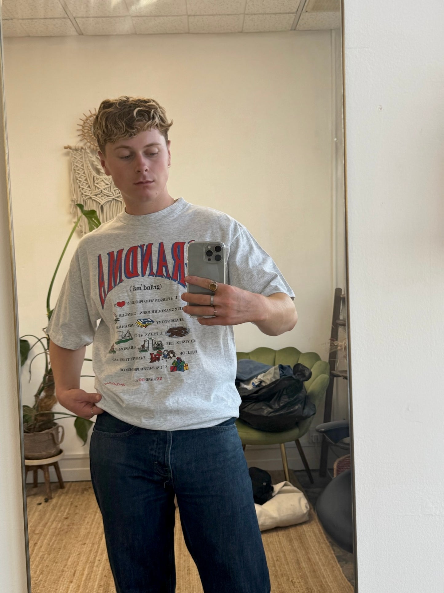 FUN GRAPHIC ‘GRANDMA’ TEE