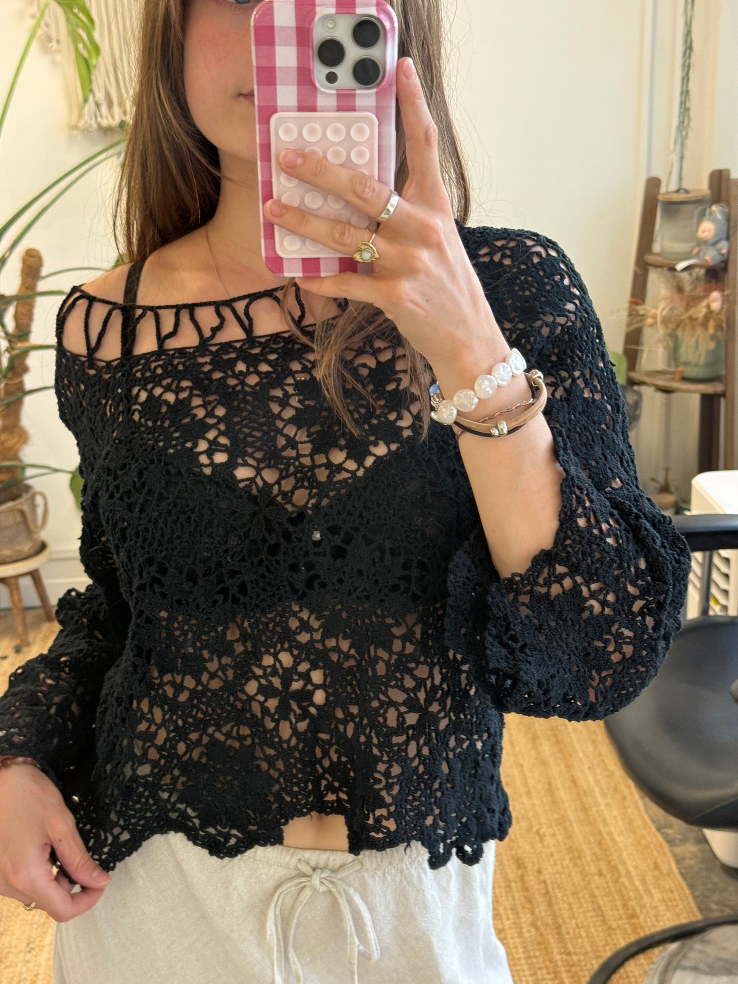 CROCHET LACE BLACK TOP